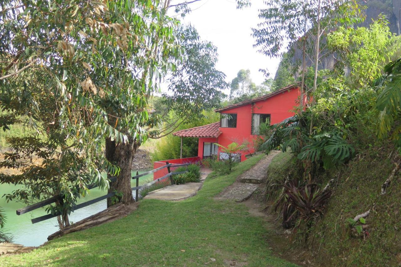 Ecolodge Bahia del Peñón Guatapé Exterior foto