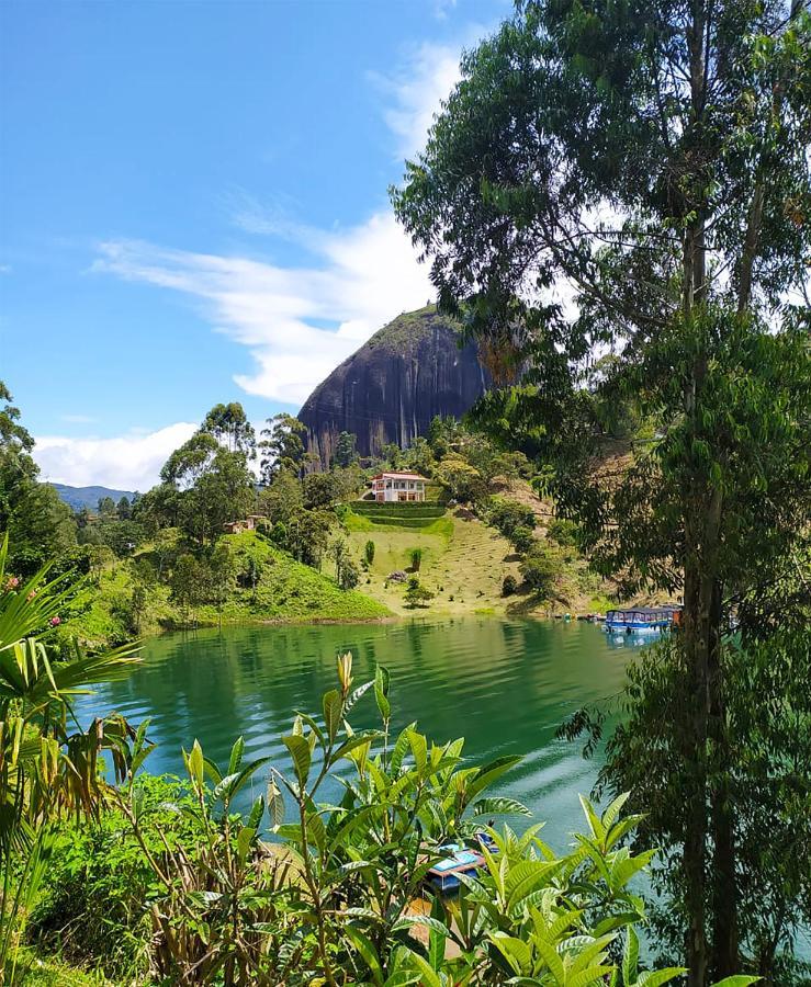 Ecolodge Bahia del Peñón Guatapé Exterior foto