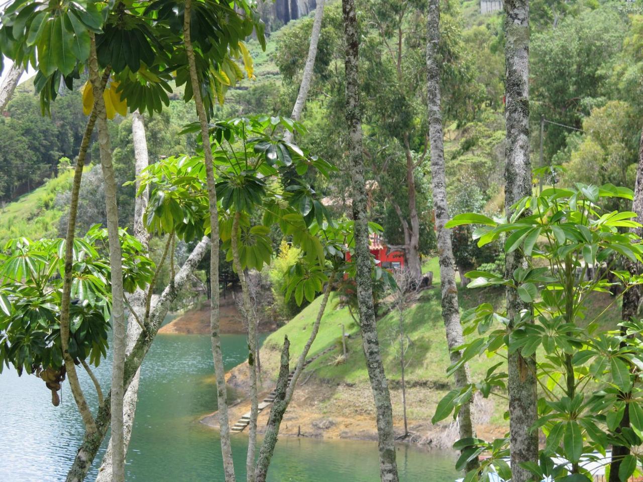 Ecolodge Bahia del Peñón Guatapé Exterior foto